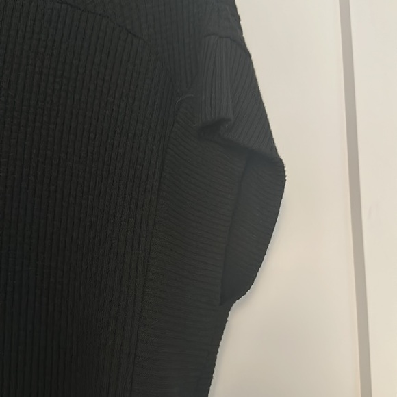 Velvet by Graham Turtleneck sleeveless waffle knit sweater, size XS - Picture 7 of 11